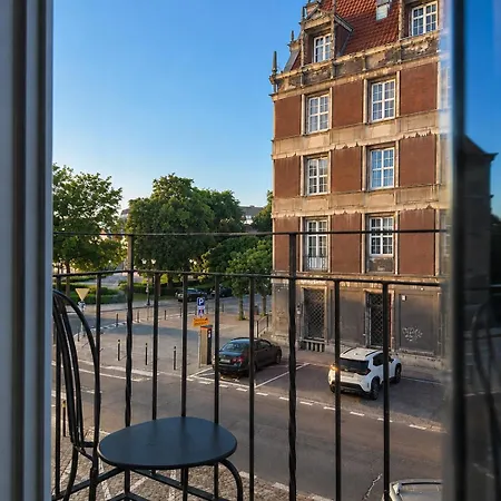 Apartment Old Town Brick